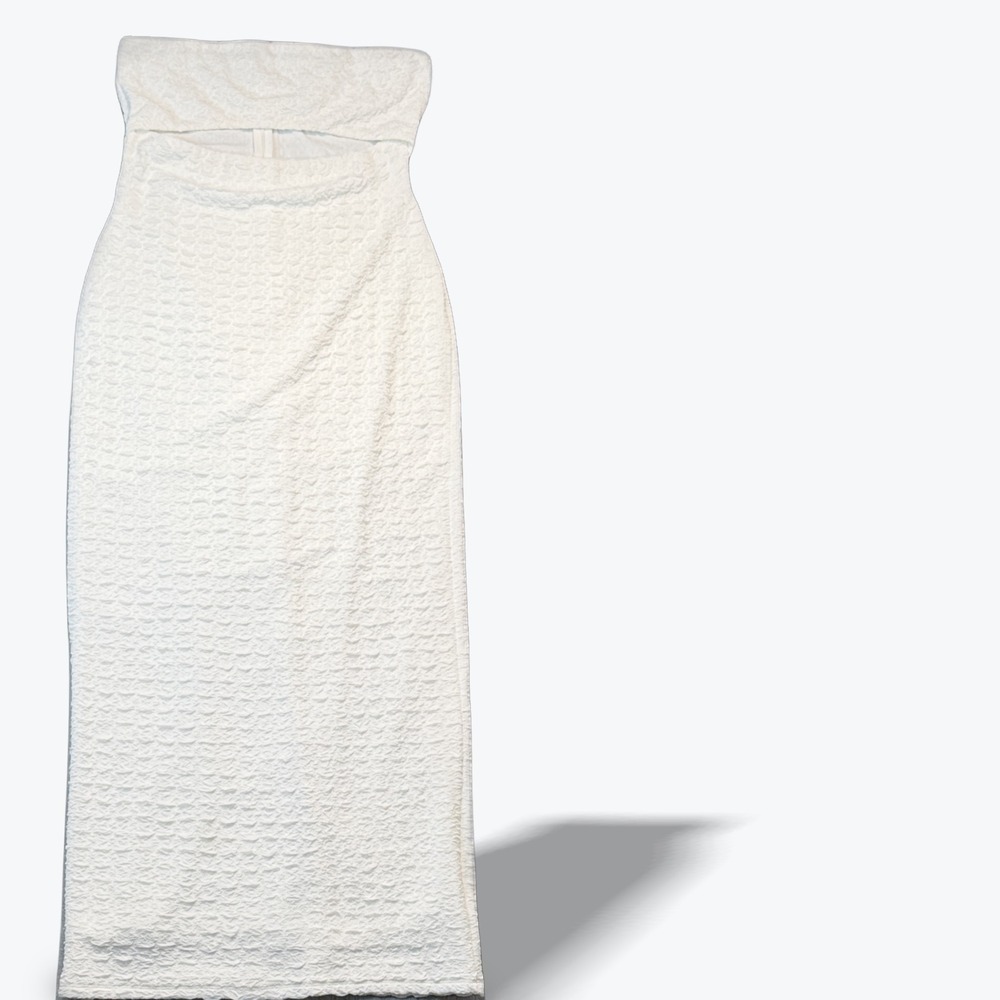 Princess Polly Strapless Maxi Dress White Textured Cutout‎ Slit Size US 8 AU 12